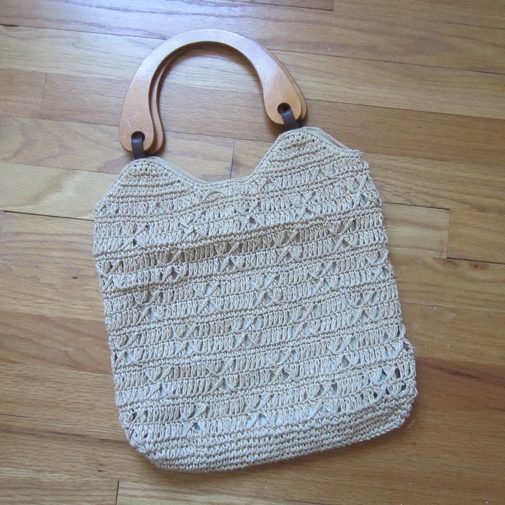 TALBOTS Tan Summer Straw Handbag Purse Tote Lined Wood Handles Leather Loops